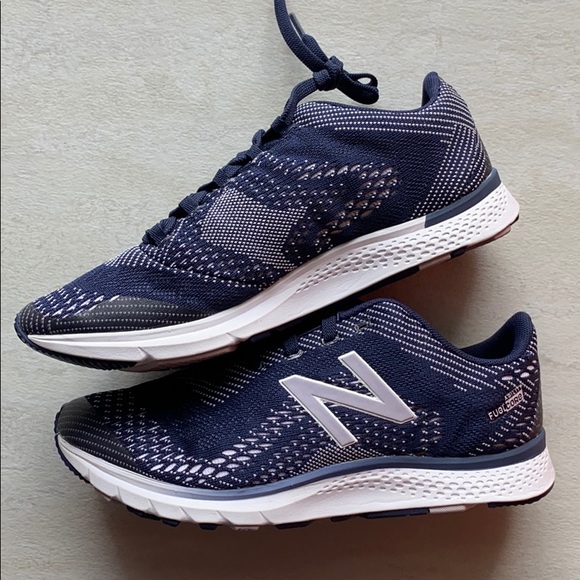new balance fuelcore agility v2 trainer